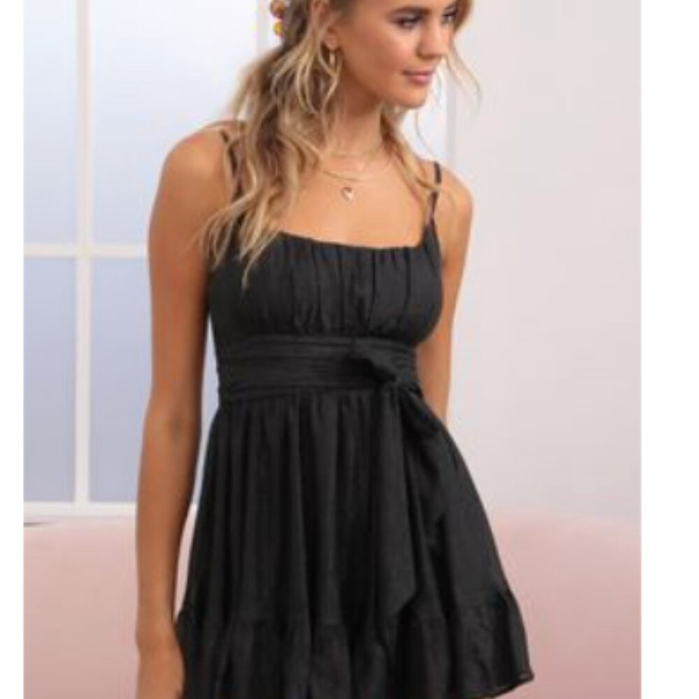 Elegant Black Sleeveless Dress